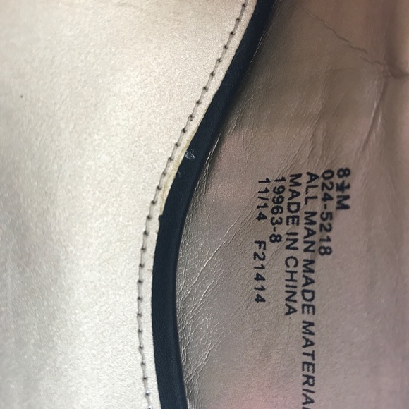 Liz Claiborne shoes - Picture 4 of 6